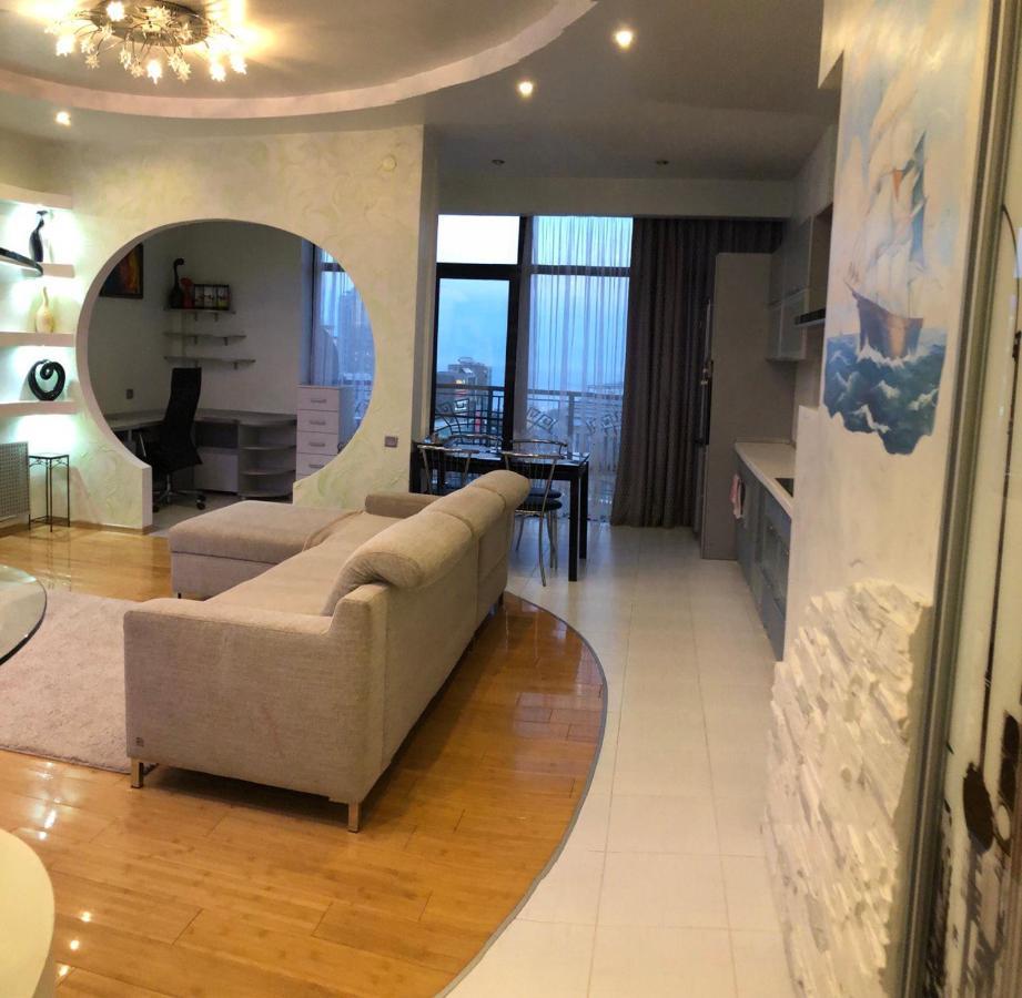 Apartamento "Нова Аркадія", Вид Моря Та Міста Odesa Exterior foto