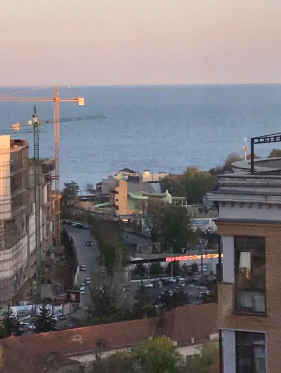 Apartamento "Нова Аркадія", Вид Моря Та Міста Odesa Exterior foto